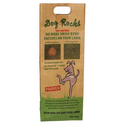 Dog Rocks - proti vypáleným škrvrnám na trávniku